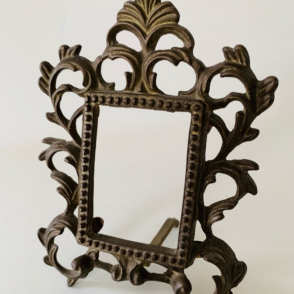 Ornate Victorian Cost Metal Small Frame - Picture 4 of 8